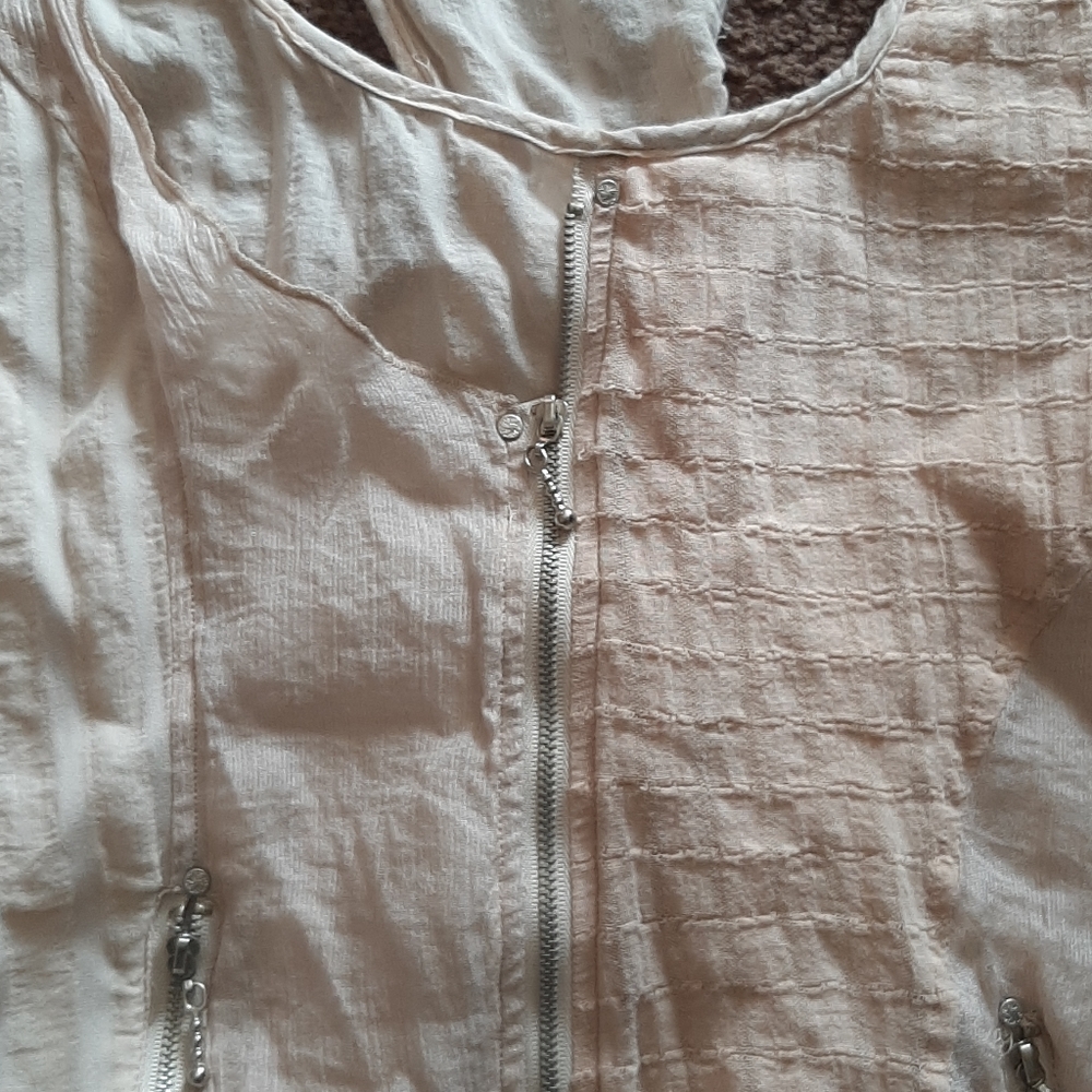 Blouse - Picture 2 of 4